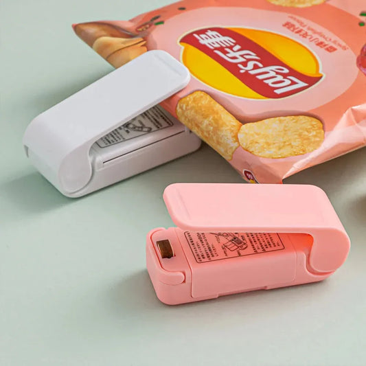 Mini Heat Sealing Machine Package Sealer Sealing Clip Thermal Plastic Food Bag Closure Portable Sealer Packing Kitchen Tools